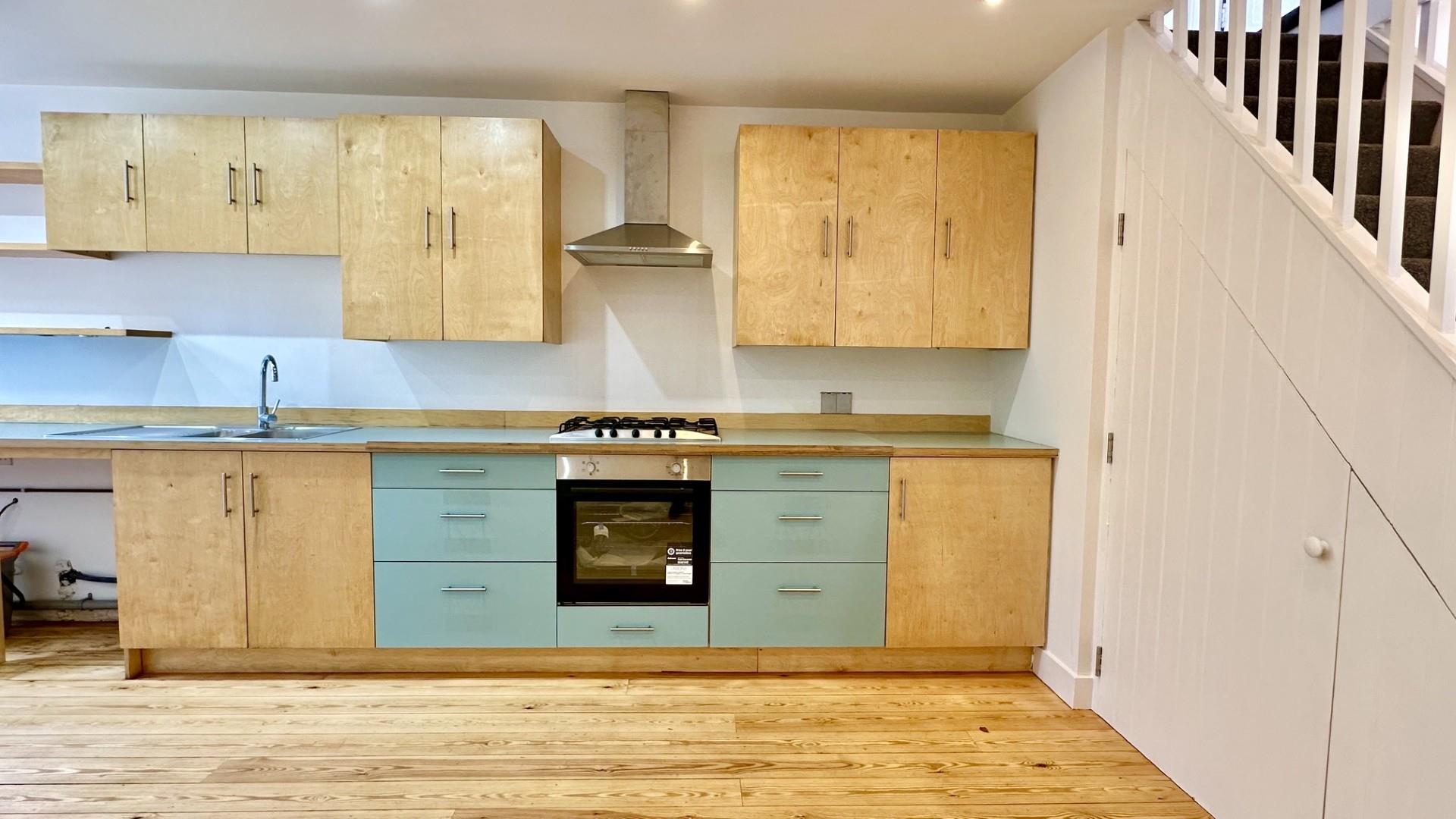 2 bed property in Grove Road, Hastings